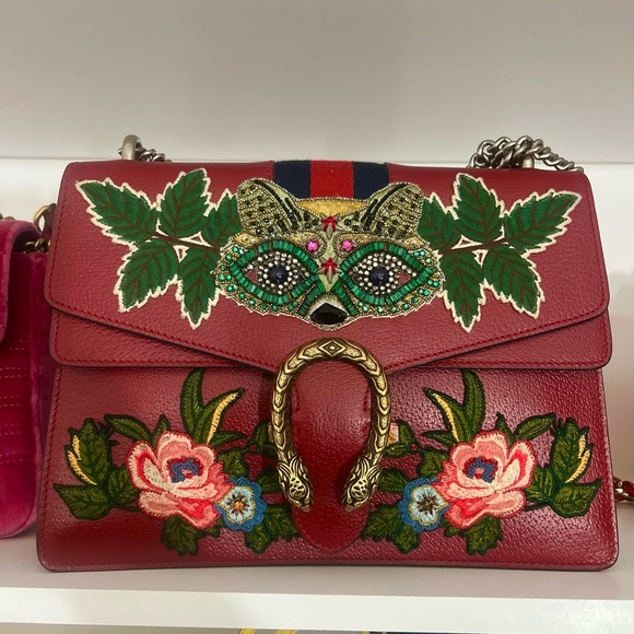 Gucci Dionysus Medium Raccoon-Embroidered Shoulder Bag, Red/Multicolor - Picture 3 of 4